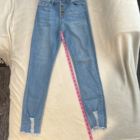 Abela Story & Co boutique custom skinny jean-light wash-size 7- Great Co… - Picture 2 of 8